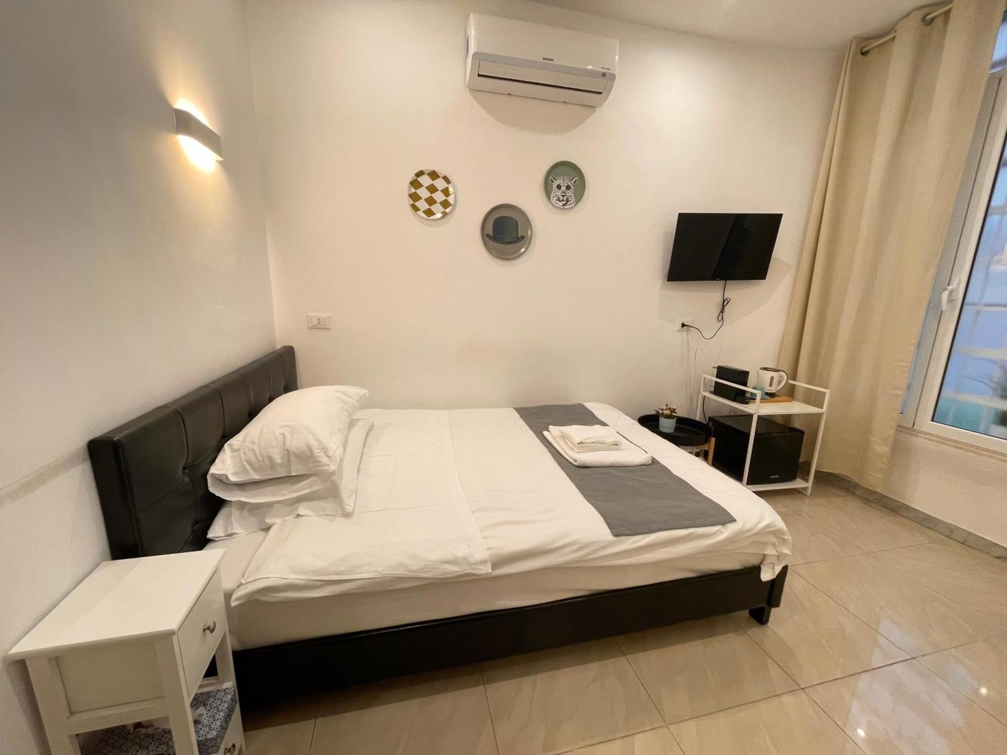 The Room 15 — Photos 2
